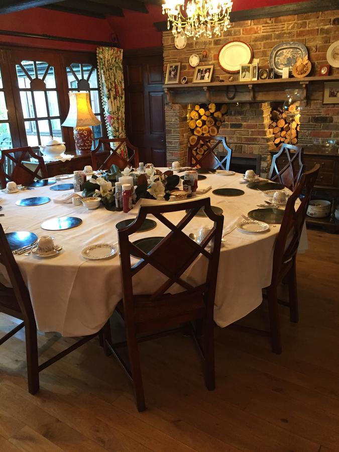 Tudor Place Bed and Breakfast Winnersh Εξωτερικό φωτογραφία