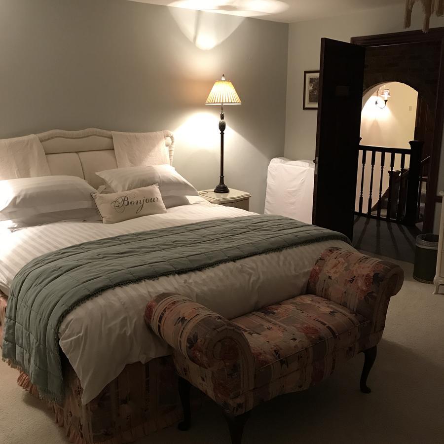 Tudor Place Bed and Breakfast Winnersh Εξωτερικό φωτογραφία